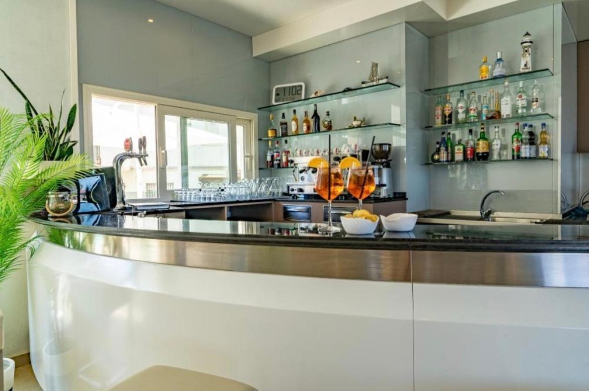 Hotel Bellevue Cattolica Kültér fotó