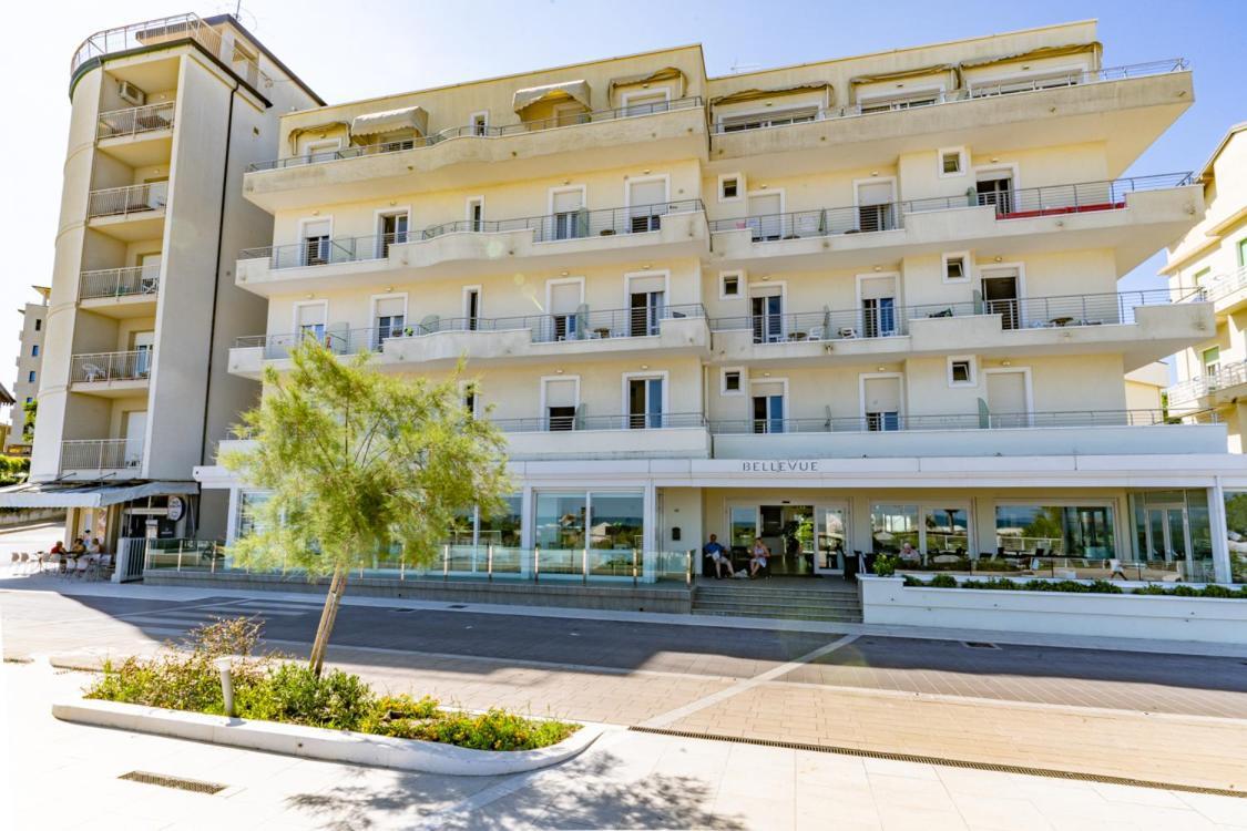 Hotel Bellevue Cattolica Kültér fotó